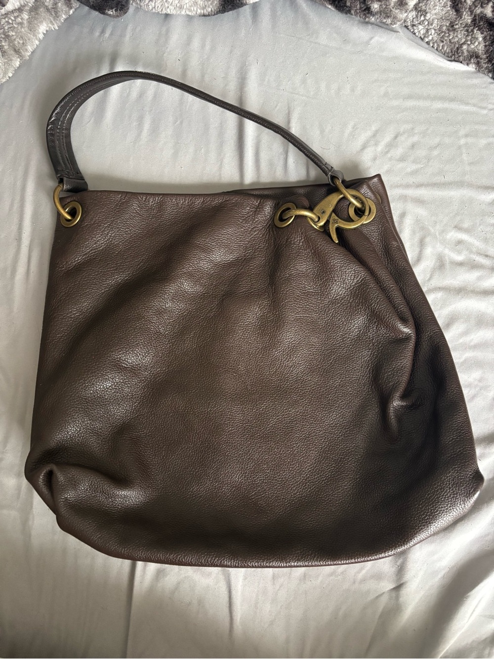 Simply Vera Wang Dark Brown Leather Shoulder Bag